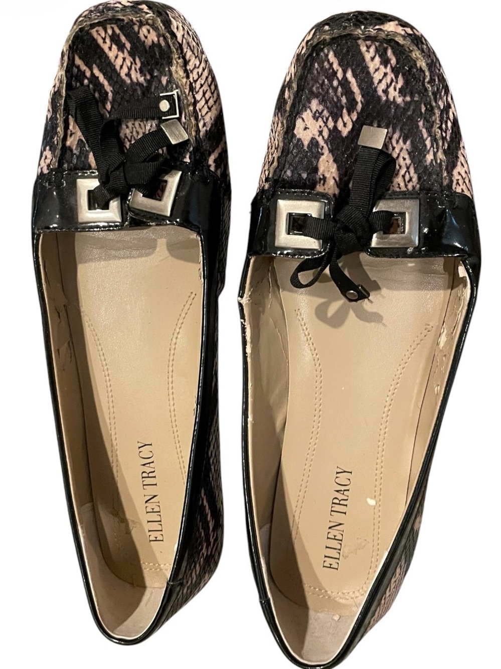 Ellen Tracy Black and Pink Snake-Print Loafers